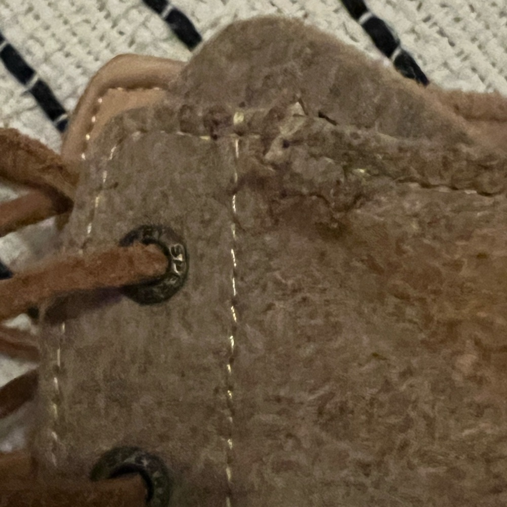 Sperry Burgundy and Tan Chunky Heel Duck Boots, size 9.5 - Picture 11 of 13